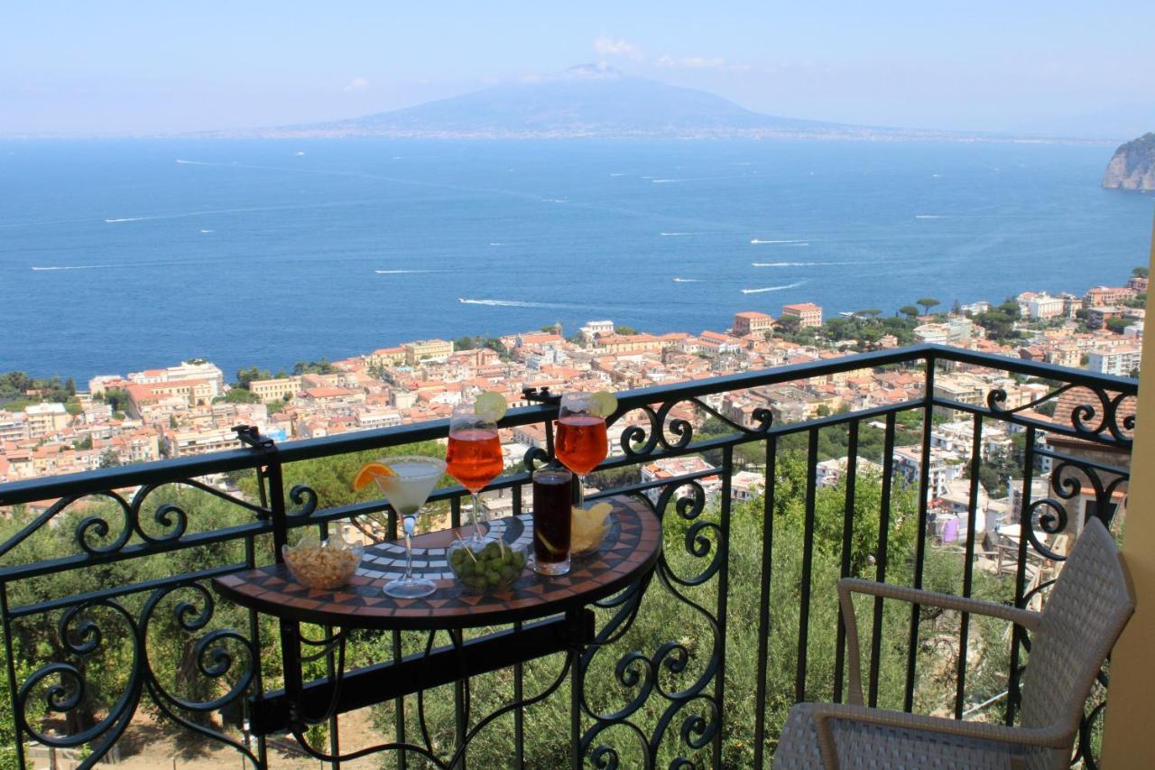 Casa Vacanze Chery Sorrento Bagian luar foto