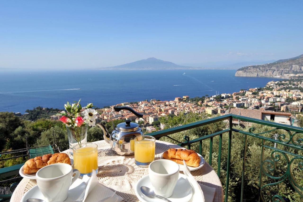 Casa Vacanze Chery Sorrento Bagian luar foto