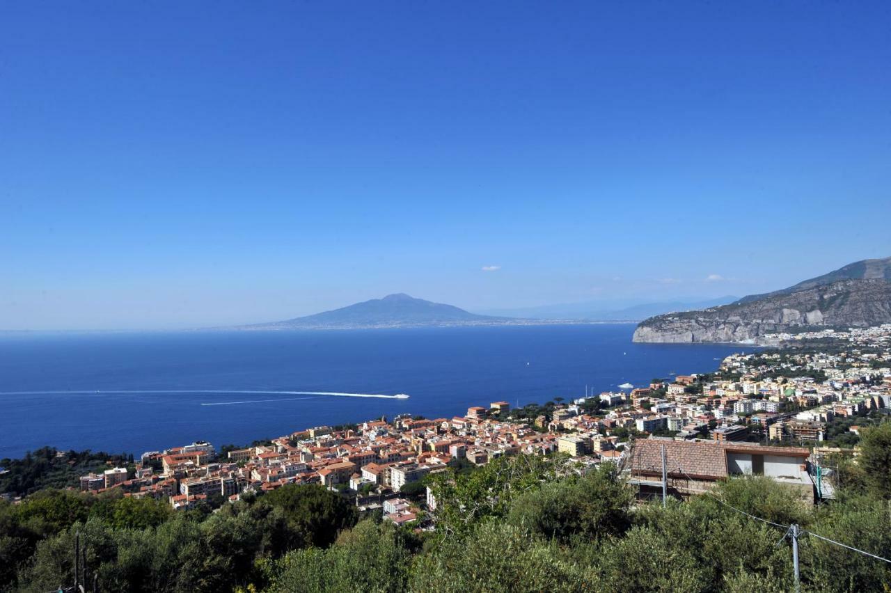 Casa Vacanze Chery Sorrento Bagian luar foto